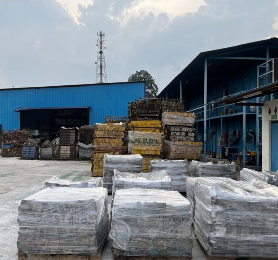 Converted industrial land 3.12 ac with tenancy — photo 3