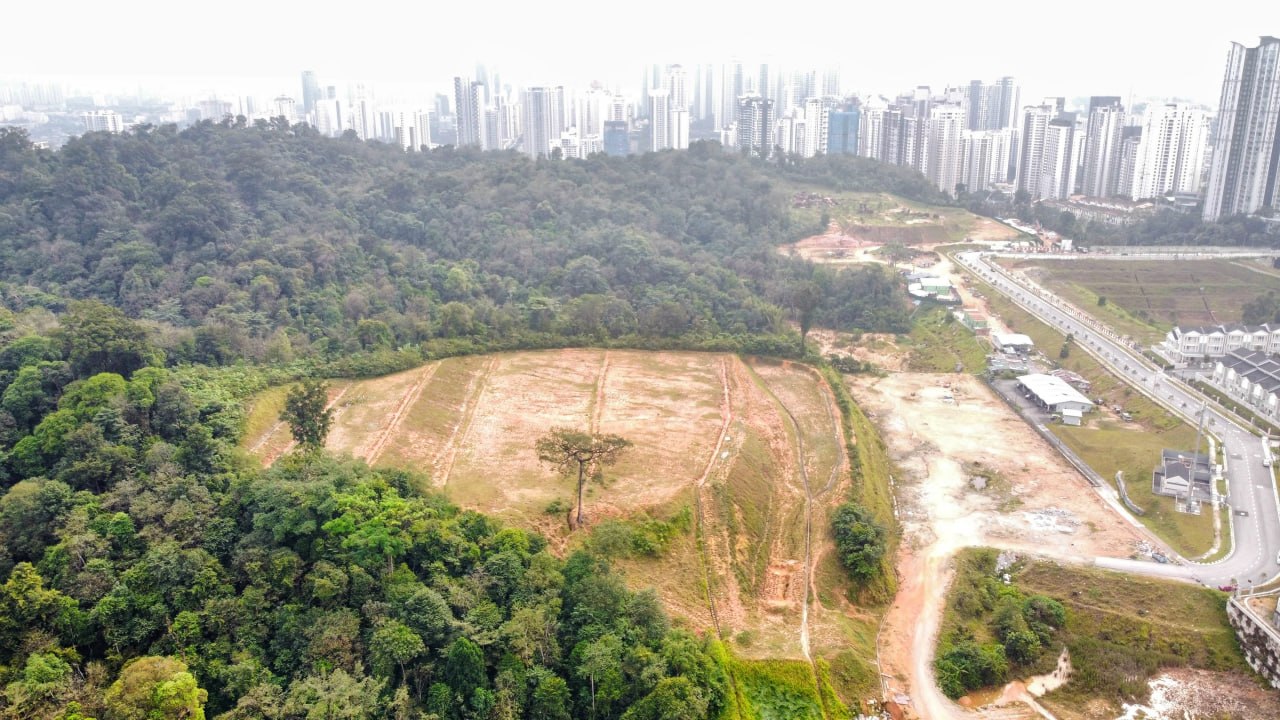 Agricultural land with residential zoning next to Serene Mont Kiara — photo 3