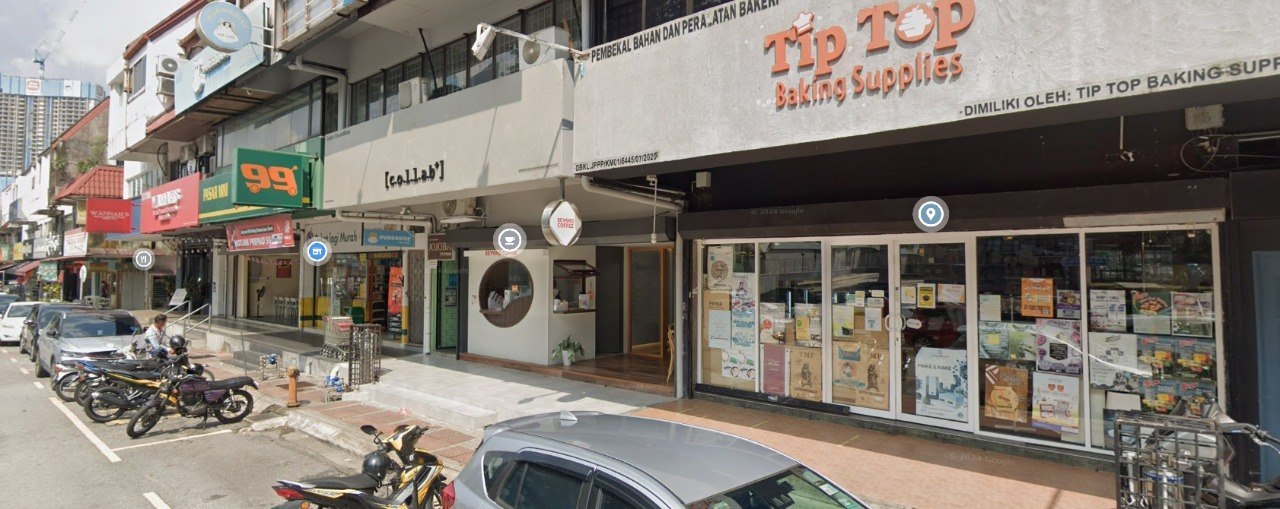 TTDI GROUND FLOOR SHOP OFFICE — photo 1