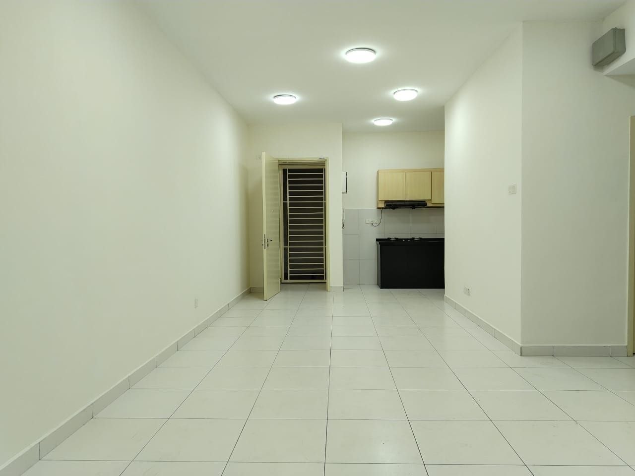 Neo Damansara Corner Unit For Sale — photo 1
