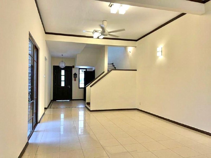 Double storey terrace Bukit Jelutong — photo 2
