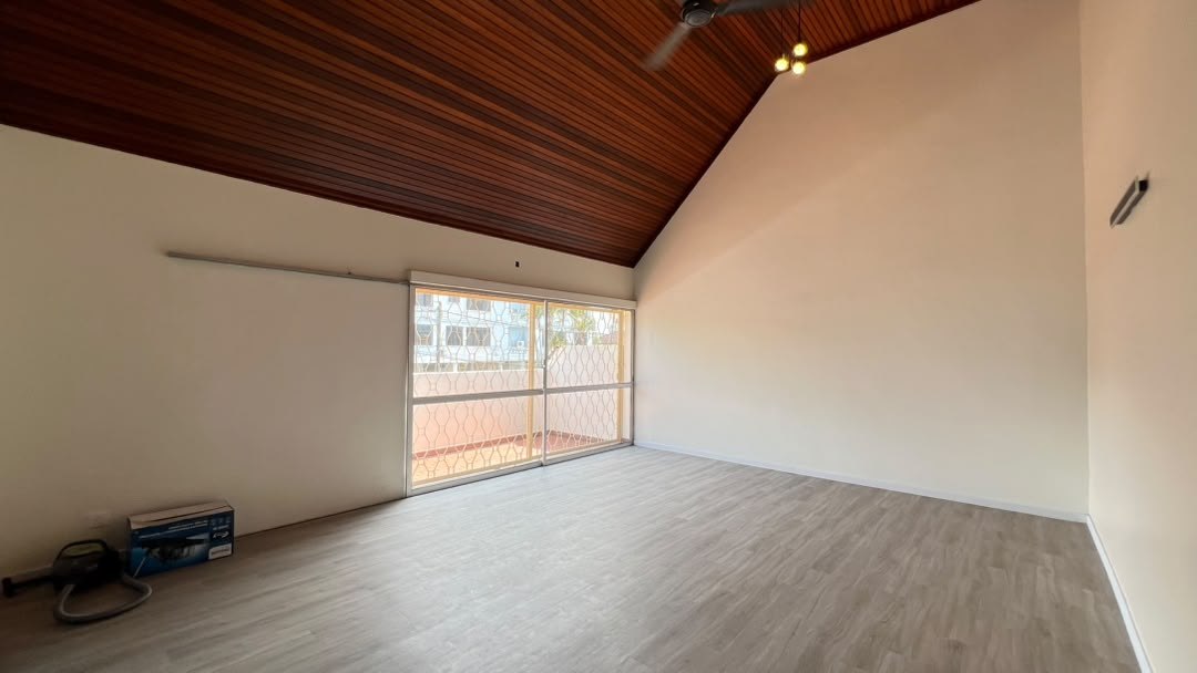 Two storey bungalow Taman Ampang Utama — photo 5